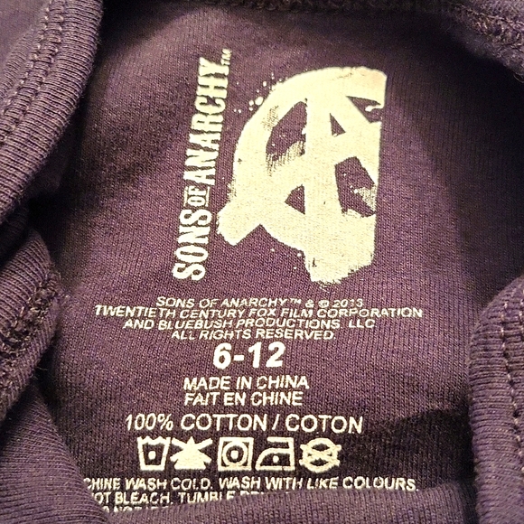 Sons of Anarchy black short sleeved onesie/bodysuit with front and back graphic - Picture 3 of 5